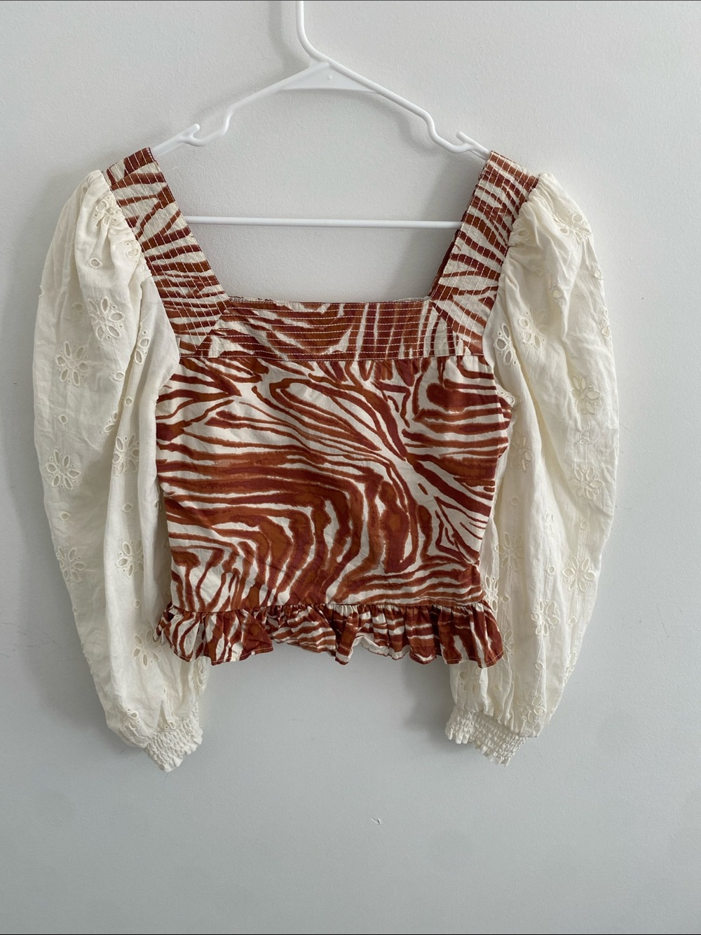 Love The Label Anthropologie $160 Eyelet Boho Smocked Puff Sleeve Blouse XS